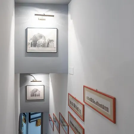 Pantheon By In Apartment *